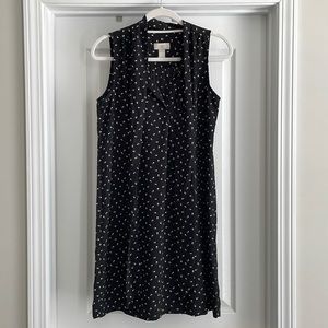 LOFT Outlet black & white dress w/ tie detail in front